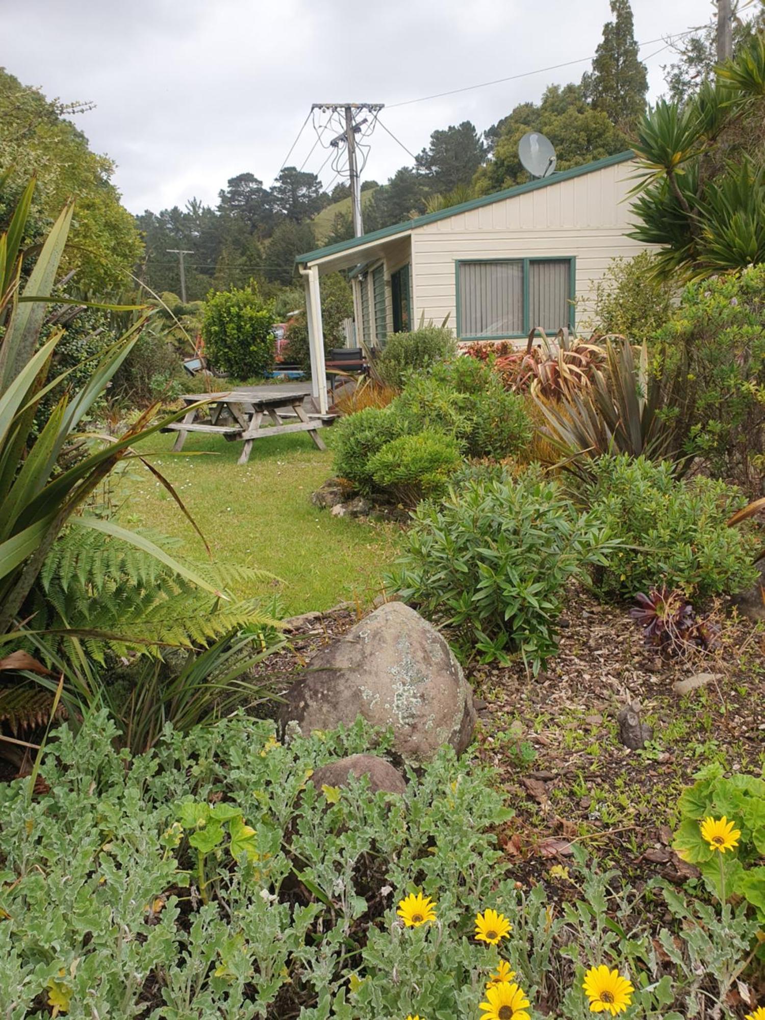 Kauri Coast Top 10 Holiday Park Kaihu Exterior foto